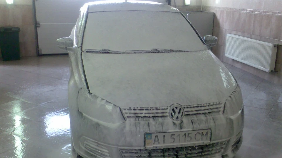 Volkswagen Polo Sedan Comfortline 3