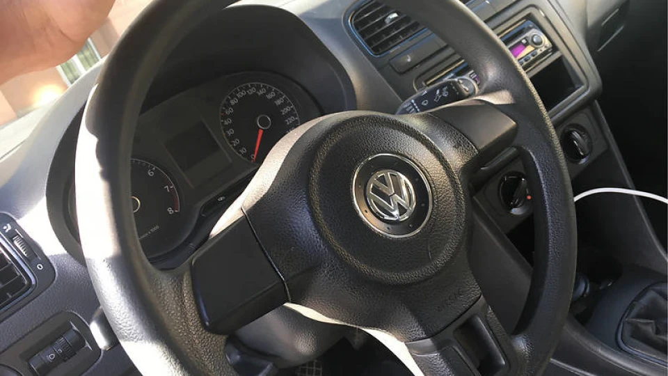 Volkswagen Polo Sedan komfortline 5