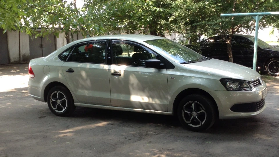 Volkswagen Polo Sedan Машина супер. 2