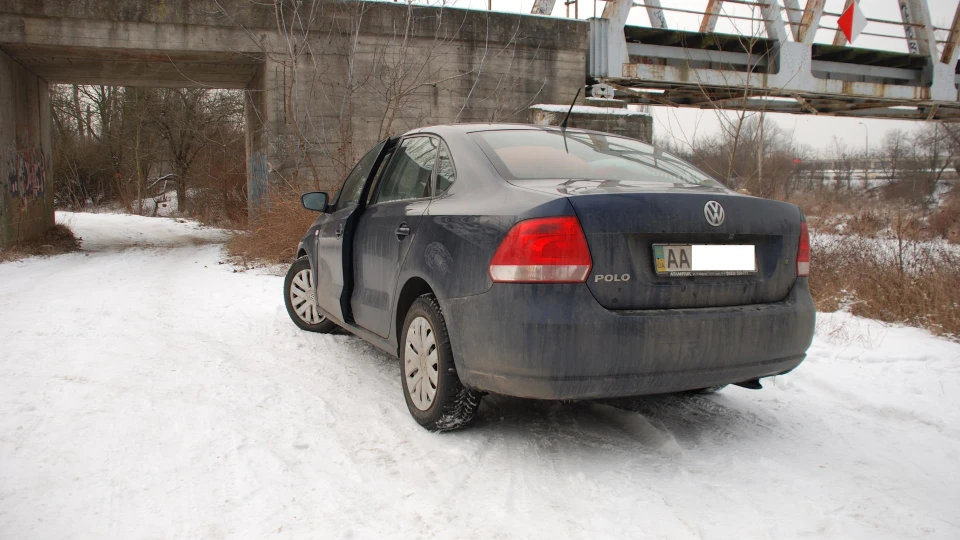 Volkswagen Polo Sedan Полік 3