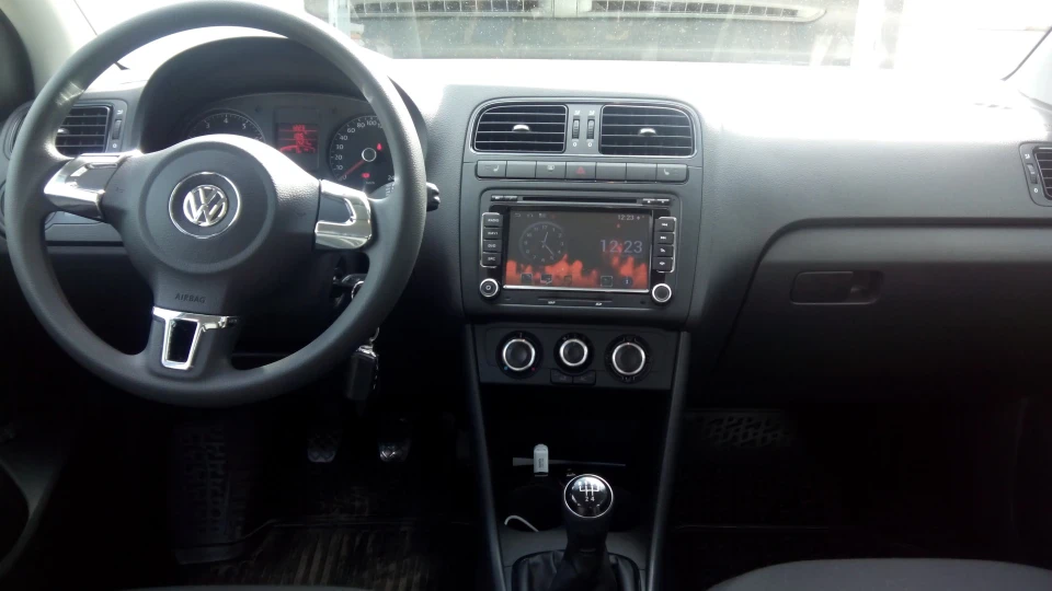 Volkswagen Polo Sedan Салон Passat CC 5