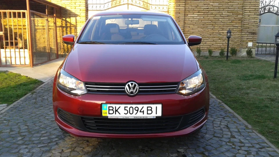 Volkswagen Polo Sedan Сomfortline A\T 2