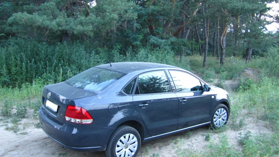 Volkswagen Polo Sedan Urano Ukraine 2