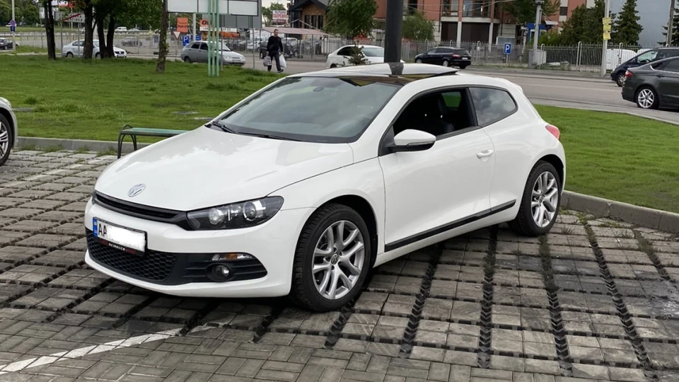 Volkswagen Scirocco 2