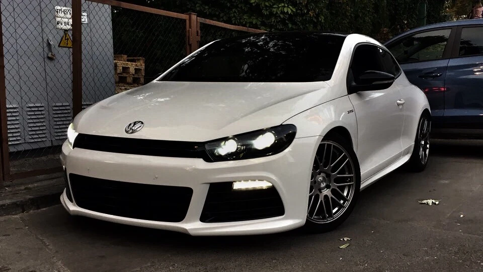 Volkswagen Scirocco GTS 2
