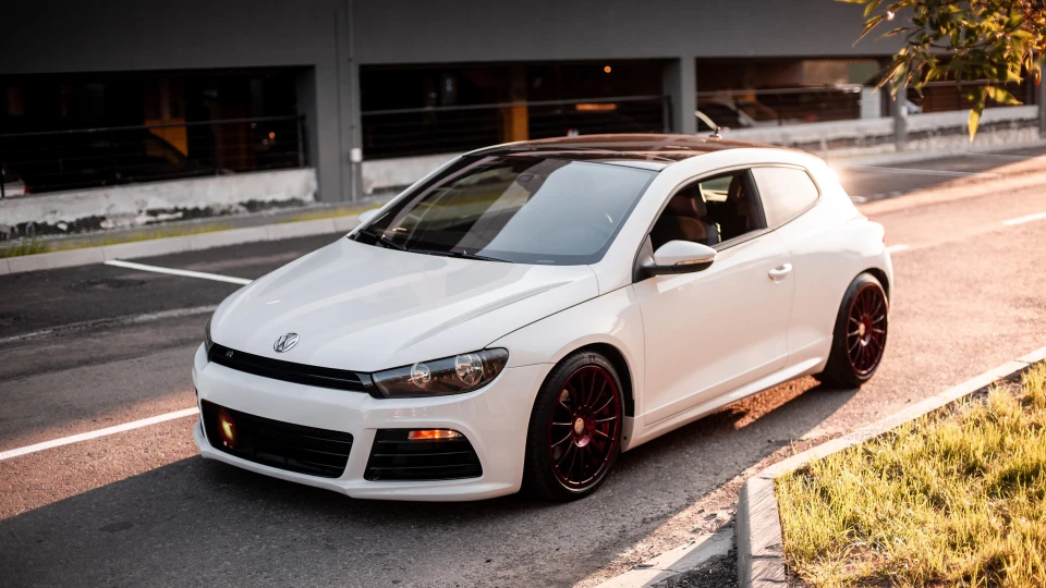 Volkswagen Scirocco R Line 3