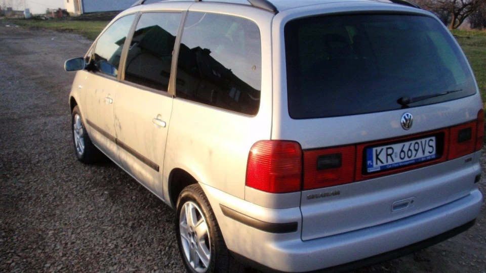 Volkswagen Sharan 4