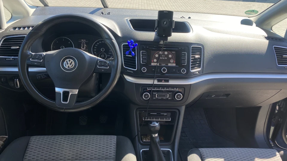 Volkswagen Sharan 4