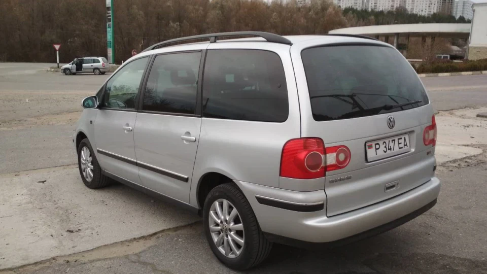 Volkswagen Sharan 3