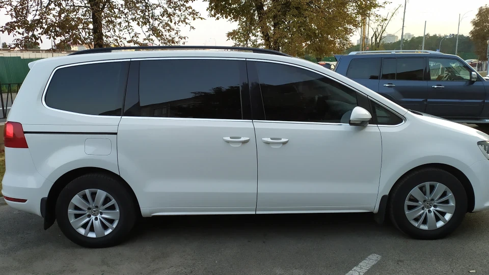 Volkswagen Sharan 2.0 TDI 2