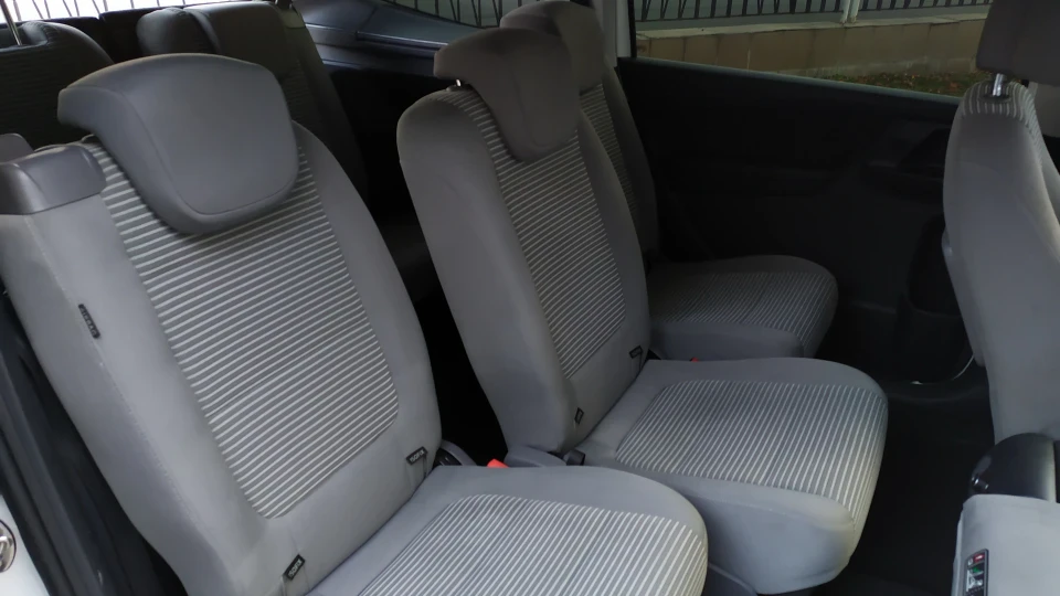 Volkswagen Sharan 2.0 TDI 4