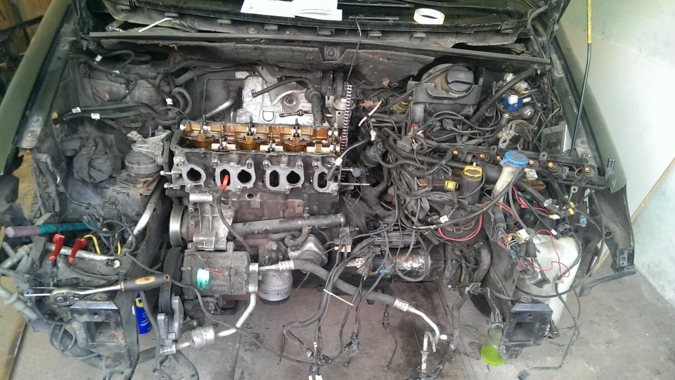 Volkswagen Sharan 2.8 VR6 AAA