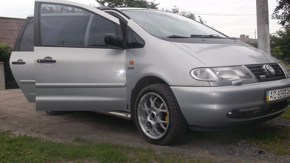 Volkswagen Sharan carat VR6 3