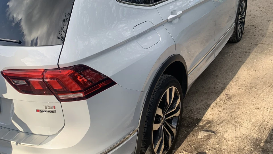 Volkswagen Tiguan 2.0 T R Line SEL Premium 5