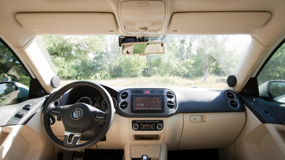 Volkswagen Tiguan 2.0 TSI Panoramic Roof 3