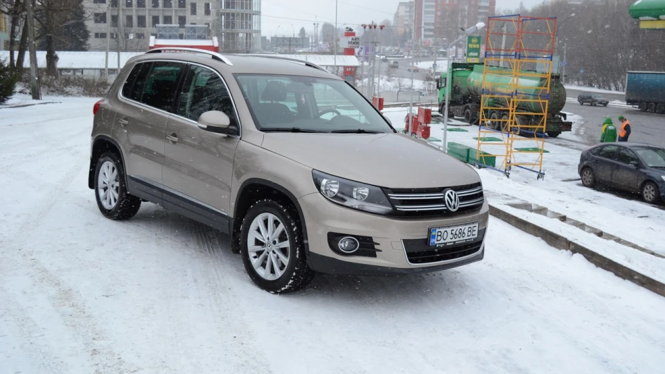 Volkswagen Tiguan 2.0 tsi 2