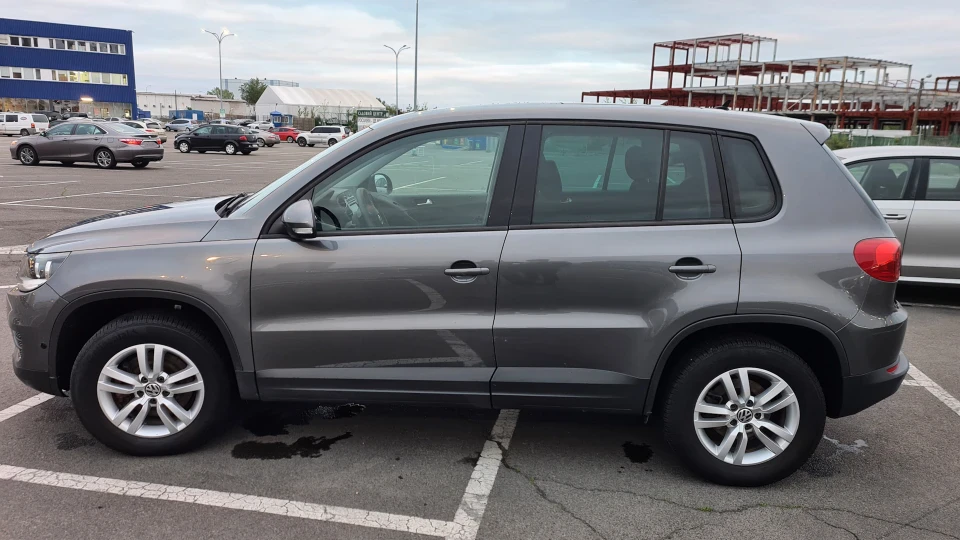 Volkswagen Tiguan 2,0 турбо-амер 4