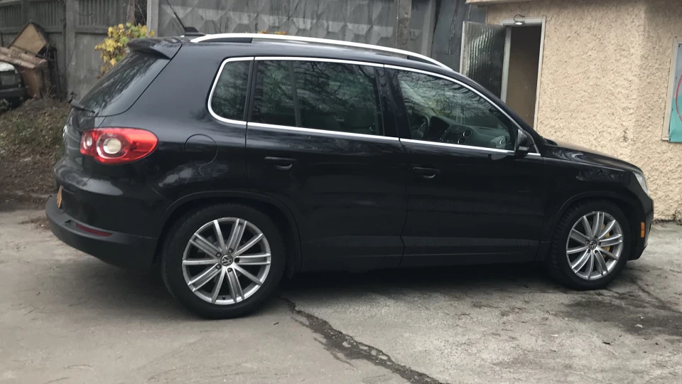 Volkswagen Tiguan 5n USA 2