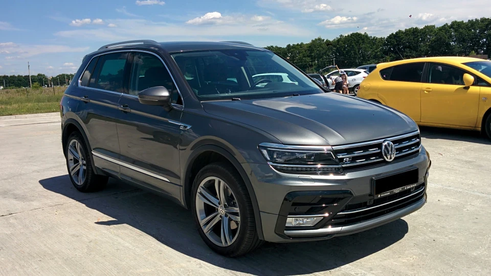 Volkswagen Tiguan High-R-Line