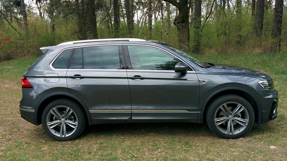 Volkswagen Tiguan High-R-Line 5