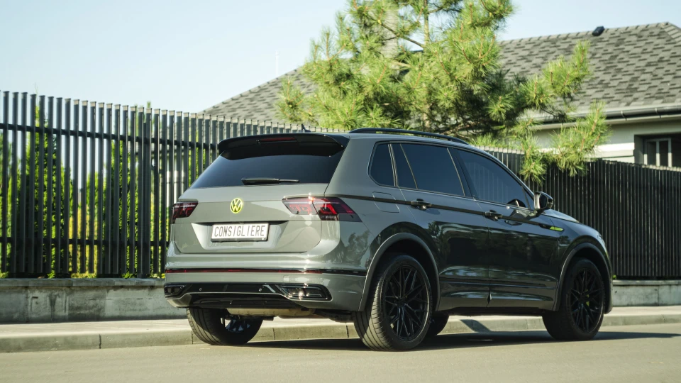 Volkswagen Tiguan R-Line 2