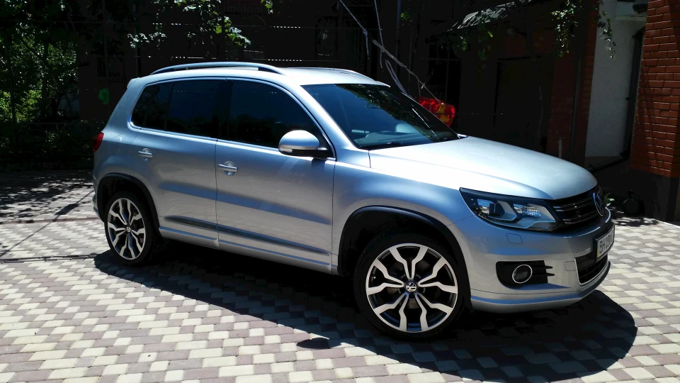 Volkswagen Tiguan R-Line 4