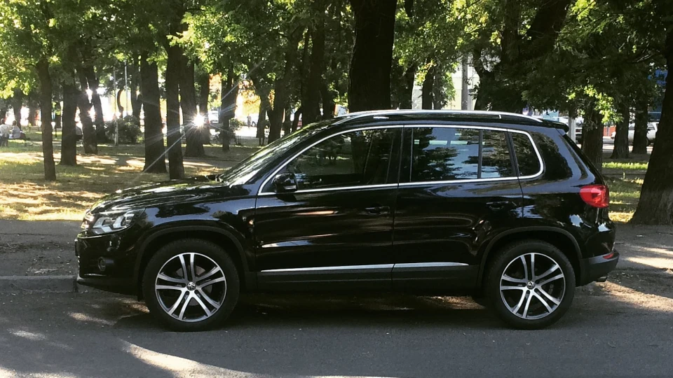 Volkswagen Tiguan TDI 4Motion 2