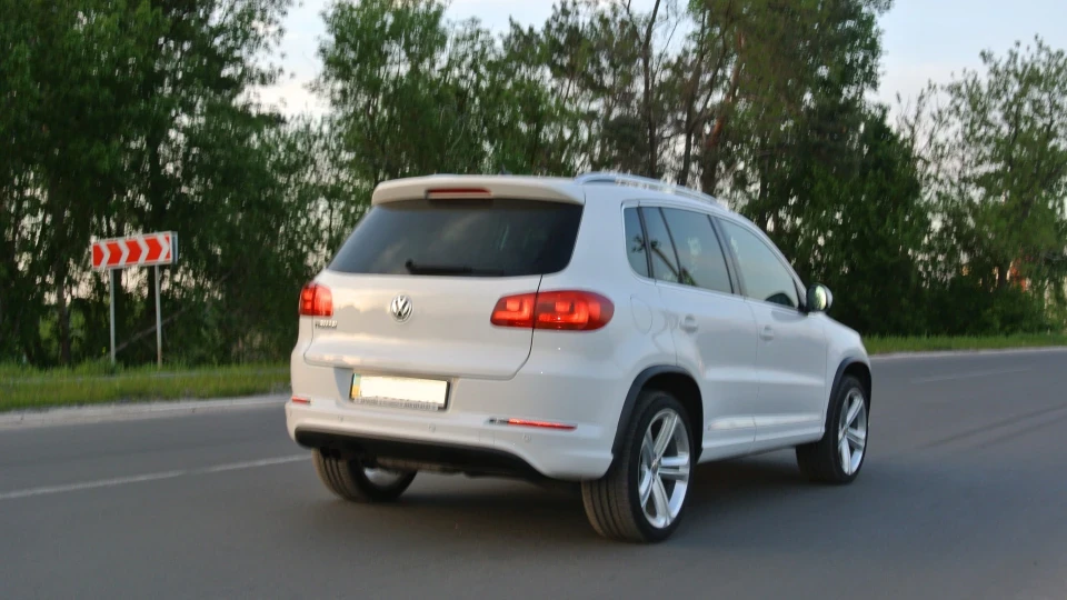 Volkswagen Tiguan TDi R-line 2
