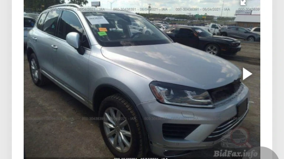 Volkswagen Touareg 2
