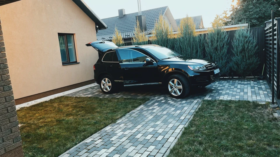 Volkswagen Touareg 2