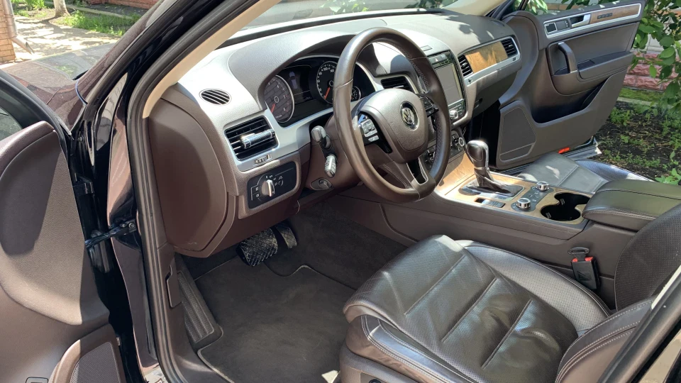 Volkswagen Touareg 5