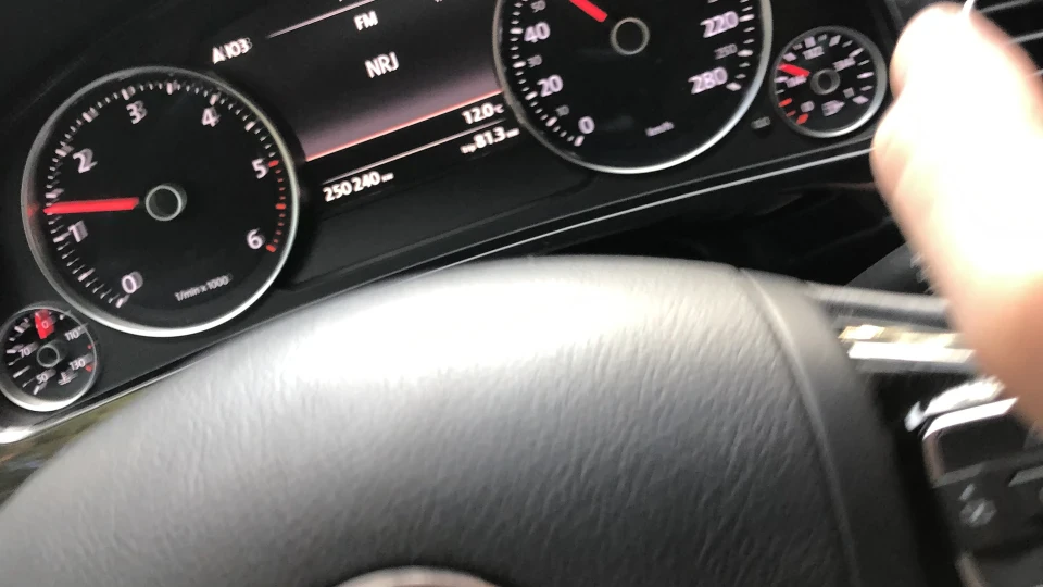 Volkswagen Touareg 2