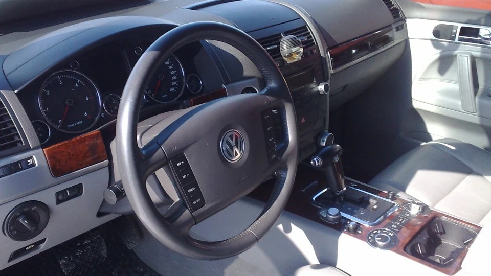 Volkswagen Touareg 2.5 турбо дизель 2