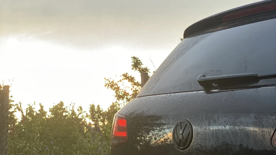 Volkswagen Touareg 3.0 tdi BLACK 2