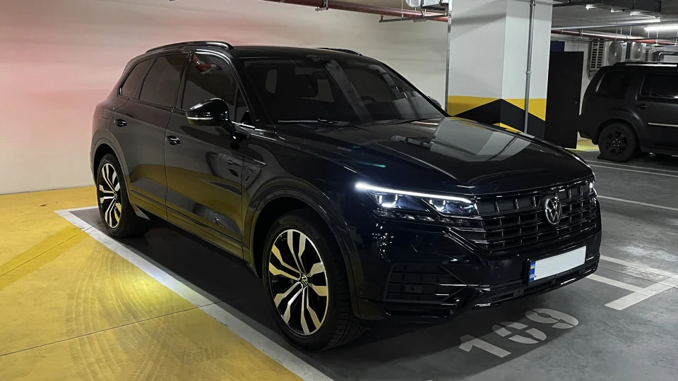 Volkswagen Touareg 3.0 TDI Бути,не здаватися