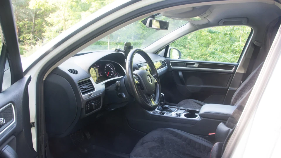 Volkswagen Touareg 3.0 TDI CRCA 4