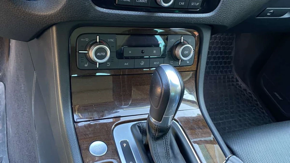 Volkswagen Touareg 3.0 TDI FL 5