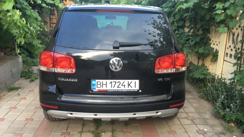 Volkswagen Touareg 3.0 TDi 2