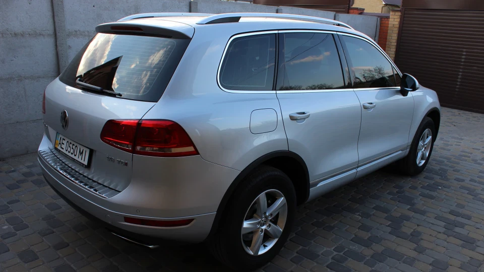 Volkswagen Touareg 3.0 TDI 5