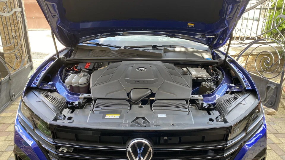 Volkswagen Touareg 3.0 TFSI Lapine Brize 2