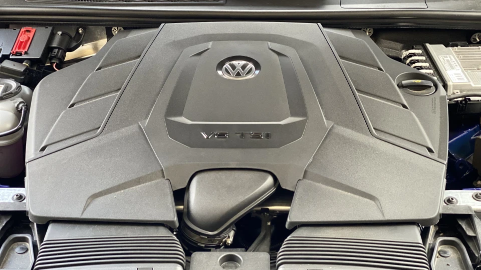 Volkswagen Touareg 3.0 TFSI Lapine Brize 3