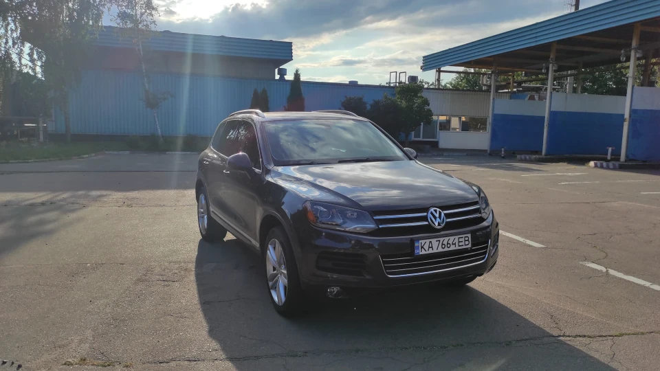Volkswagen Touareg 3.0TDI CATA