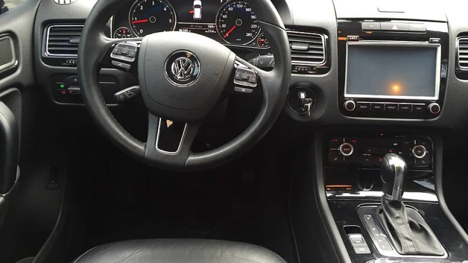Volkswagen Touareg 3.0TDI тихоня 3