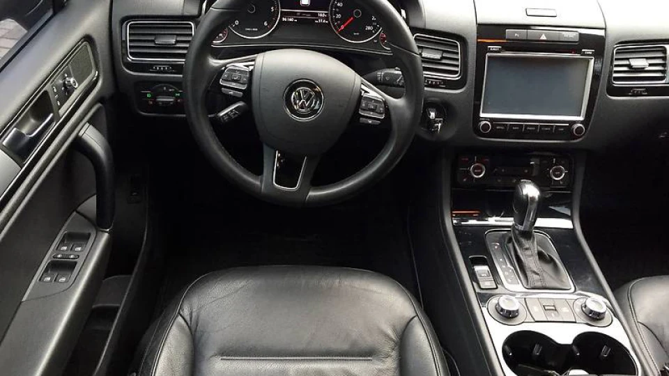 Volkswagen Touareg 3.0TDI тихоня 4