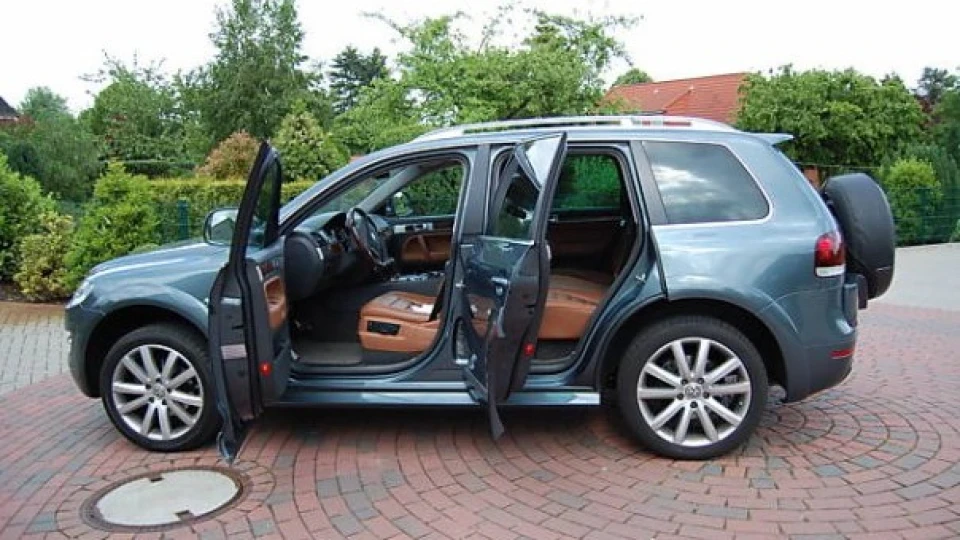 Volkswagen Touareg 5.0 no words 2