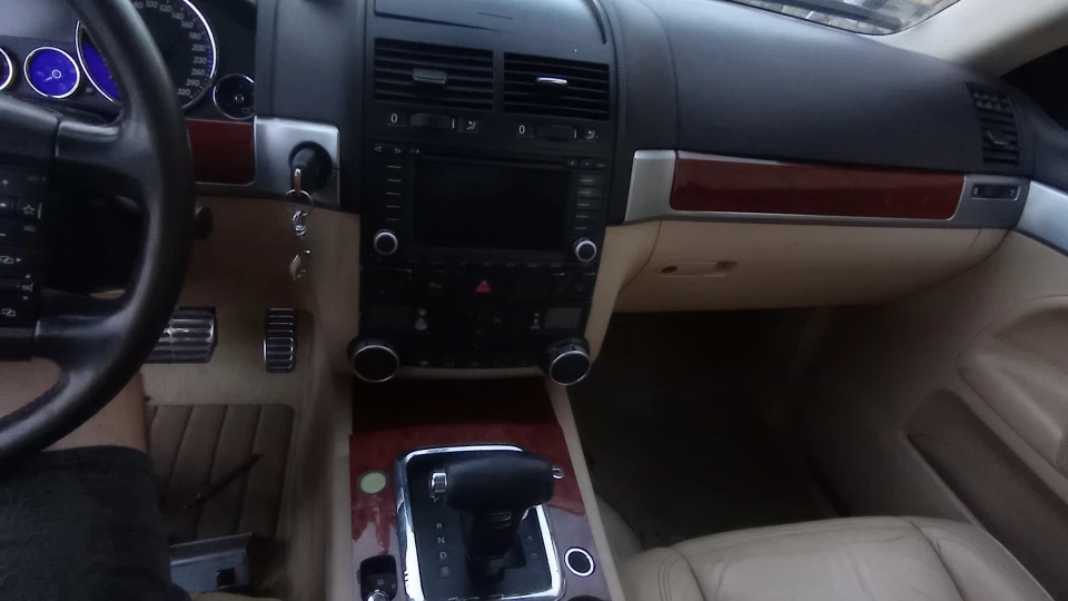 Volkswagen Touareg 5.0tdi v10 5
