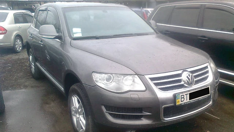 Volkswagen Touareg колір кузова асфальт 2