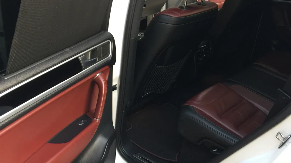 Volkswagen Touareg Exclusive 3