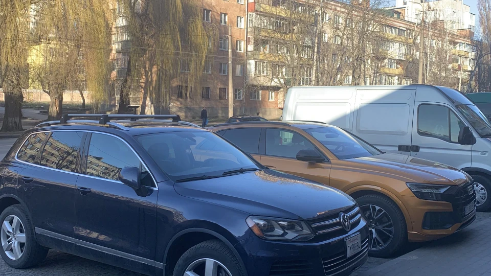 Volkswagen Touareg Філя 5