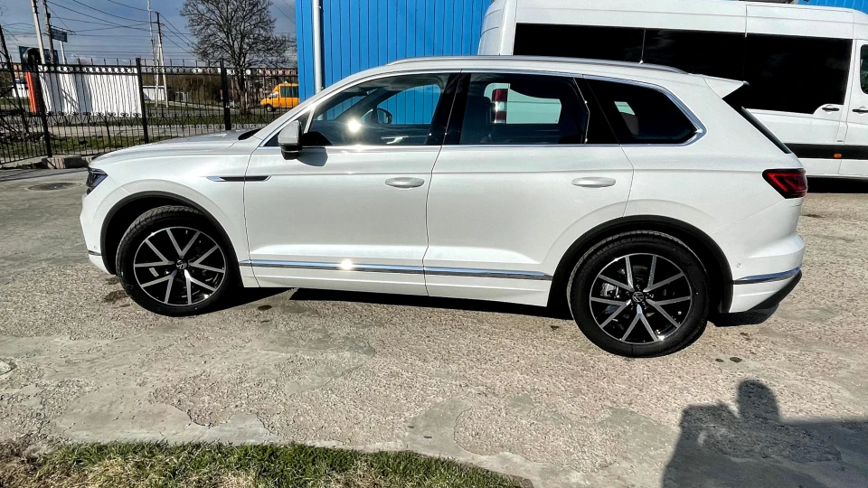 Volkswagen Touareg Gold 3.0TDI 2